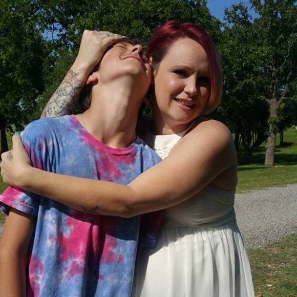 Meet your Posher, Crimsin - Picture 1 of 1